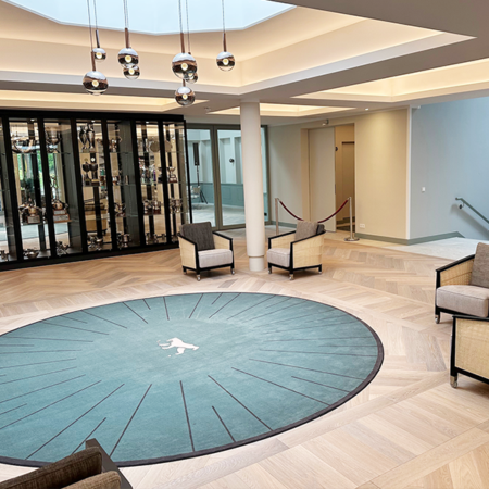 club_foyer-600 x 600
